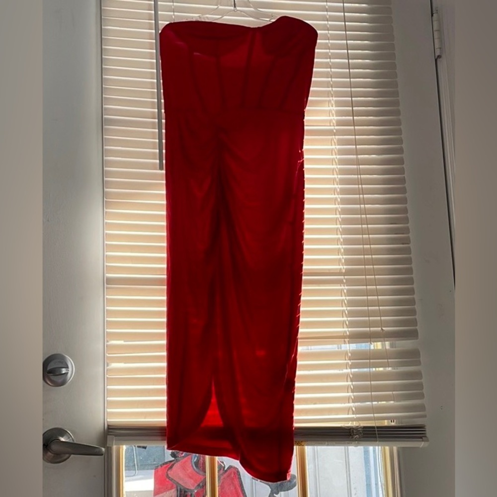 Strapless red dress